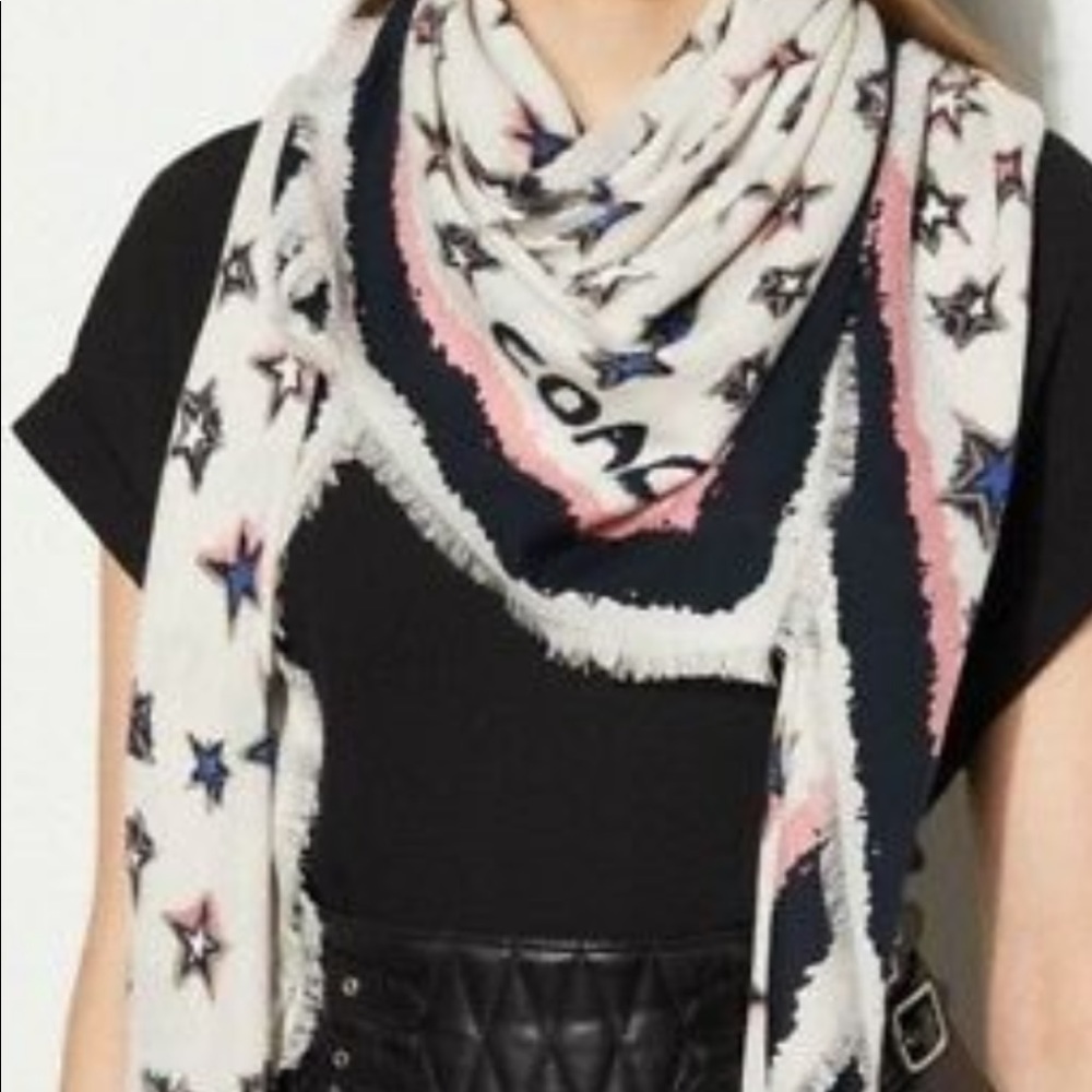 Coach 1941 Shawl